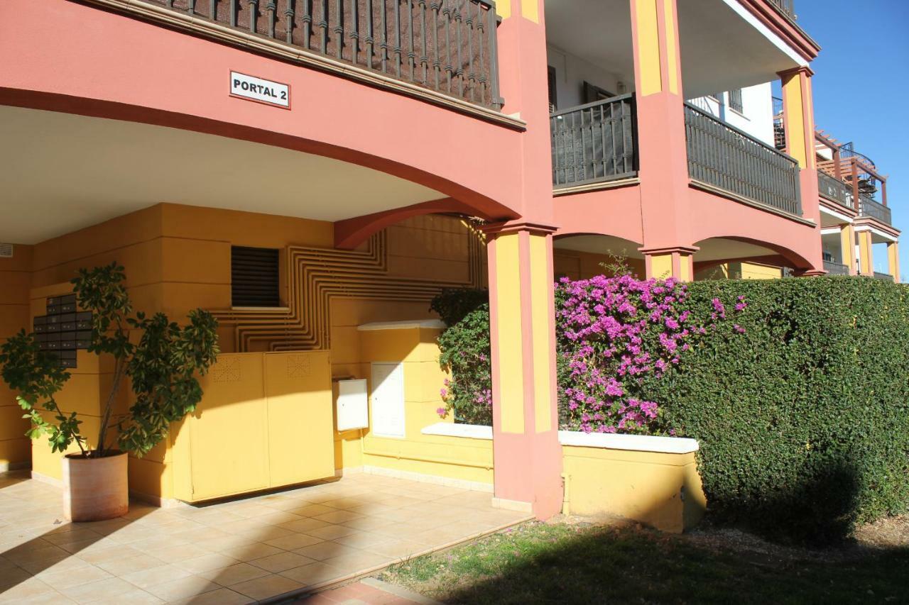 Modern Garden Apartment ايامونتي المظهر الخارجي الصورة